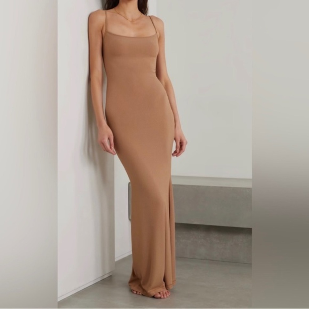 SKIMS Women Soft Lounge Long Slipdress NWOT in Limited Ed Camel Sz Large